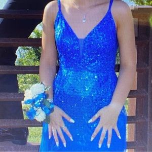 Camille La Vie, Size 4, sapphire blue